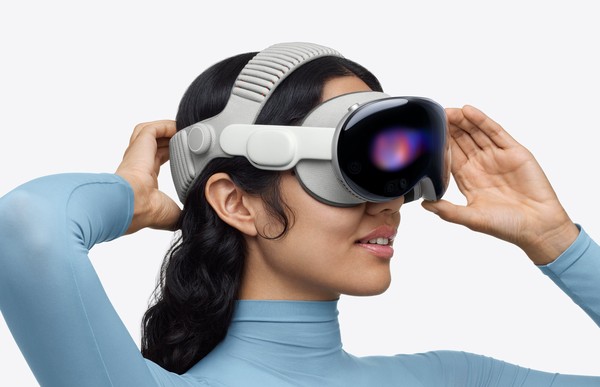 Apple Vision Pro - AR/VR Headsets product photo, currently $3499.00